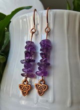 Load image into Gallery viewer, Amethyst chip celtic copper earrings handmade