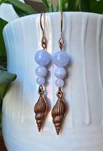 Load image into Gallery viewer, Natural Blue Lace Agate earrings with copper shell charm