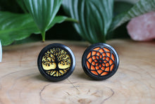Load image into Gallery viewer, Black car diffuser vent clip with tree or flower design