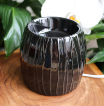 Load image into Gallery viewer, Electric Soy Wax Warmer - Black
