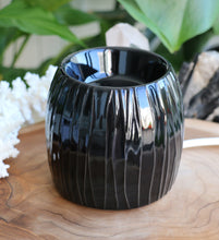 Load image into Gallery viewer, Electric Soy Wax Warmer - Black