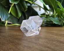 Load image into Gallery viewer, Clear Quartz Twin Point