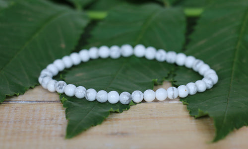Howlite Bracelet - 4mm