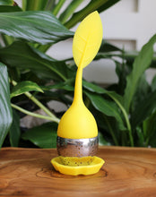 Load image into Gallery viewer, Coloured Silicone/Metal Teabag Strainer - Reusable