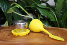 Load image into Gallery viewer, Coloured Silicone/Metal Teabag Strainer - Reusable