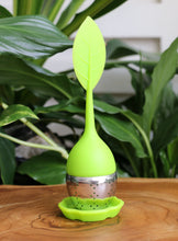 Load image into Gallery viewer, Coloured Silicone/Metal Teabag Strainer - Reusable