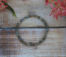 Load image into Gallery viewer, Labradorite Bracelet - 4mm