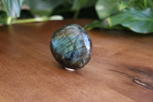 Load image into Gallery viewer, Labradorite Free Form 1