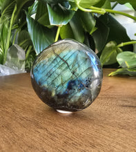 Load image into Gallery viewer, Labradorite Free Form 1