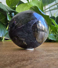 Load image into Gallery viewer, Labradorite Free Form 1