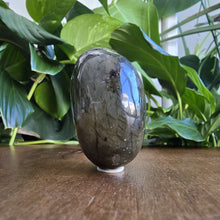 Load image into Gallery viewer, Labradorite Free Form 1