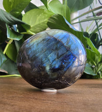 Load image into Gallery viewer, Labradorite Free Form 1