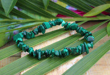 Load image into Gallery viewer, Malachite Chip Bracelet