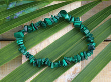 Load image into Gallery viewer, Malachite Chip Bracelet