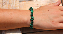 Load image into Gallery viewer, Malachite Chip Bracelet