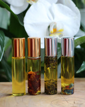 Load image into Gallery viewer, Lavender (French) Essential Oil Roller - 15ml