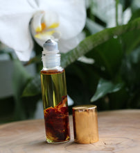 Load image into Gallery viewer, Lavender (French) Essential Oil Roller - 15ml