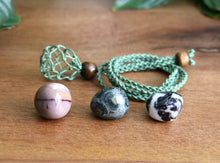 Load image into Gallery viewer, Seaweed Macrame Necklace + 3 Tumble Stones