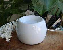 Load image into Gallery viewer, Electric Tall Oil Burner - White